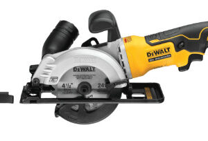 ATOMIC 20V MAX* BRUSHLESS 4-1/2 IN. CORDLESS CIRCULAR SAW 