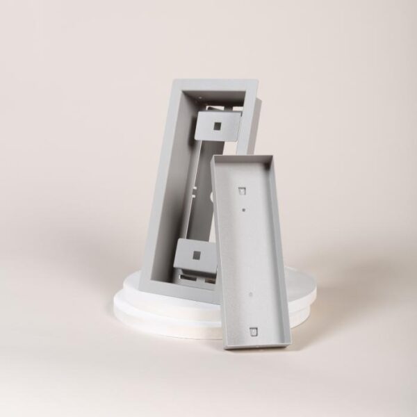 ARIA OG [SUPPLY] FRAMED FLOOR VENT [LUXE] 3" X 10" - APPLIANCE WHITE